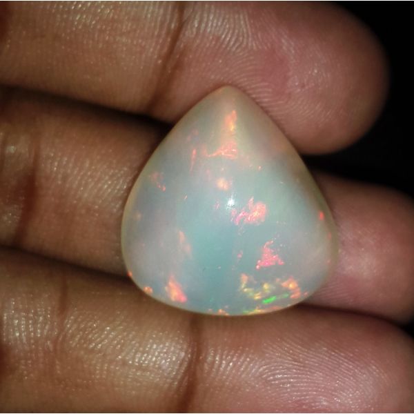 25.20 Carats Natural White Opal 21.41 x 20.84 x 14.62 mm