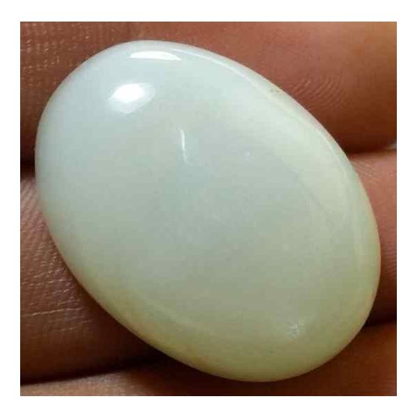 30.4 Carats Moonstone 22.79 x 17.32 x 9.94 mm