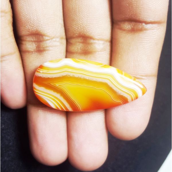34.00 Natural Banded Agate 38.99 x 17.87 x 6.82 mm