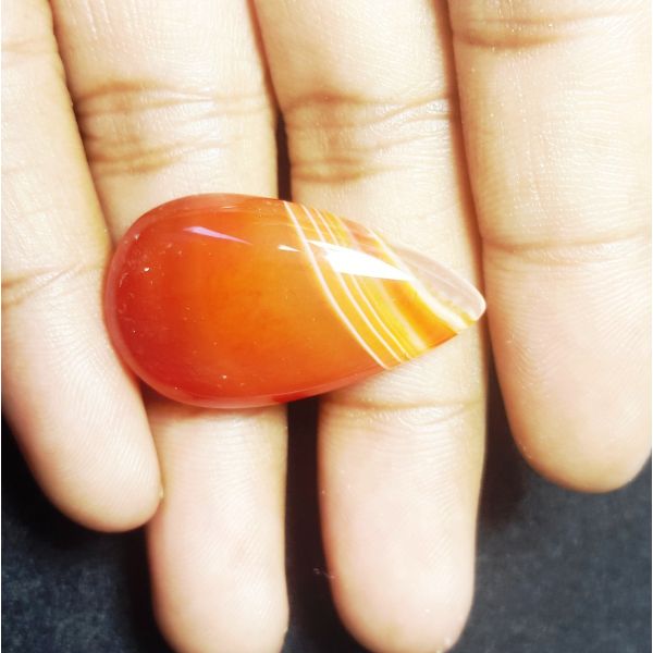 19.46 carats Natural Banded Agate 28.83 x 16.62 x 5.60 mm