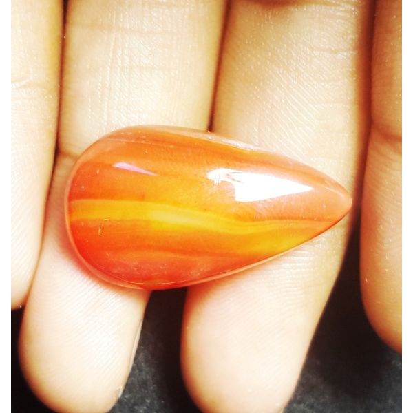 14.30 carats Natural Banded Agate 24.80 x 14.44 x 5.55 mm