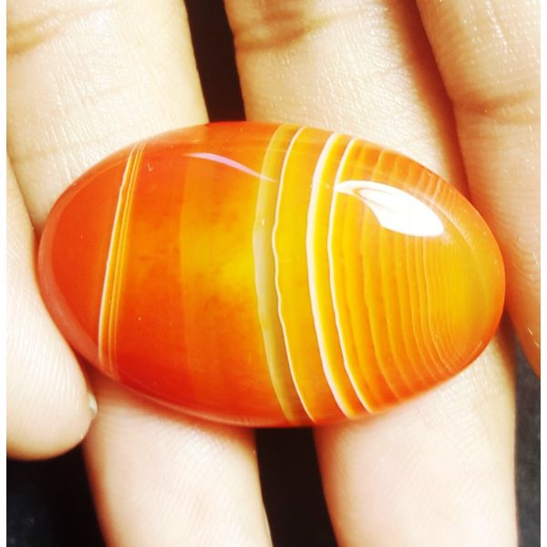 24.70 carats Natural Banded Agate 28.92 x 18.85 x 5.64 mm
