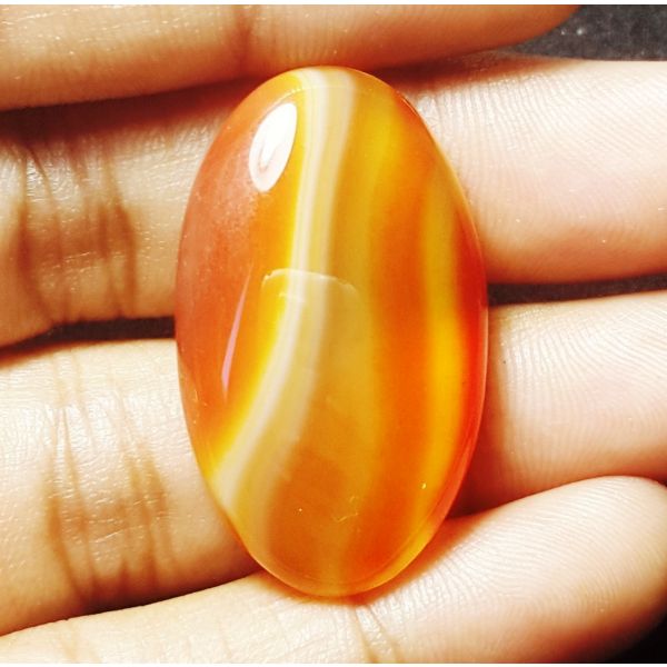 25.75 carats Natural Banded Agate 30.83 x 18.23 x 5.72 mm
