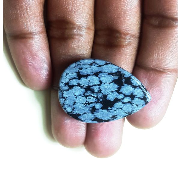 30.47 carat Natural Snowflake Obsidian 35.63 x 24.19 x 4.99 mm