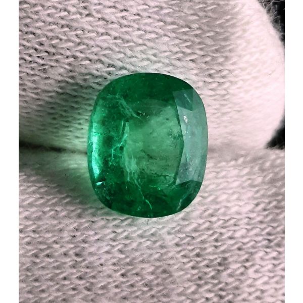 3.66 Carats Natural Colombia Emerald 10.79x9.01x5.79mm