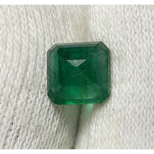 2.89 Carats Natural Zambian Emerald 8.40x8.16x4.39mm