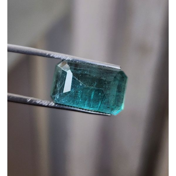 12.53 Carats Natural Zambian Emerald 1437x9.56x8.32mm