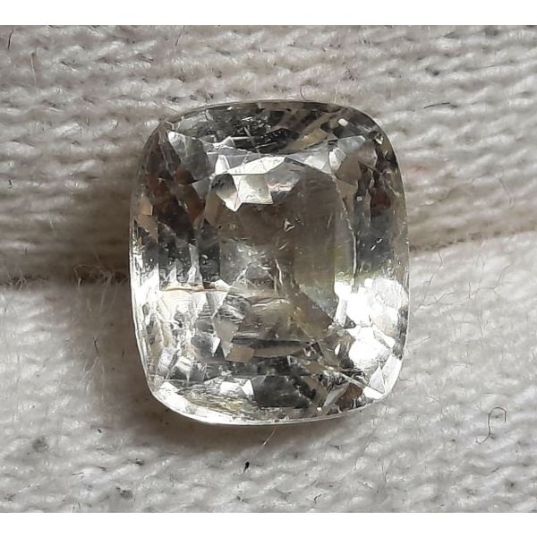 2.80 Carats Natural Colorless Sapphire 9.51x7.12x4.59mm