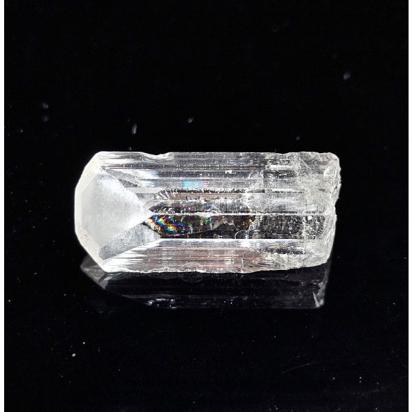 18.66 Carats Natural White Danburite 25.28x11.52x9.18 mm