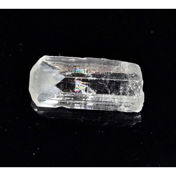 18.66 Carats Natural White Danburite 25.28x11.52x9.18 mm