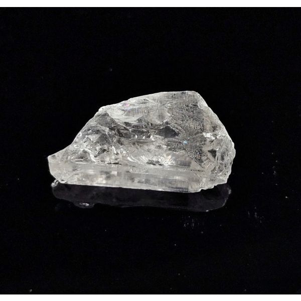 18.66 Carats Natural White Danburite 24.90x11.07x7.77 mm