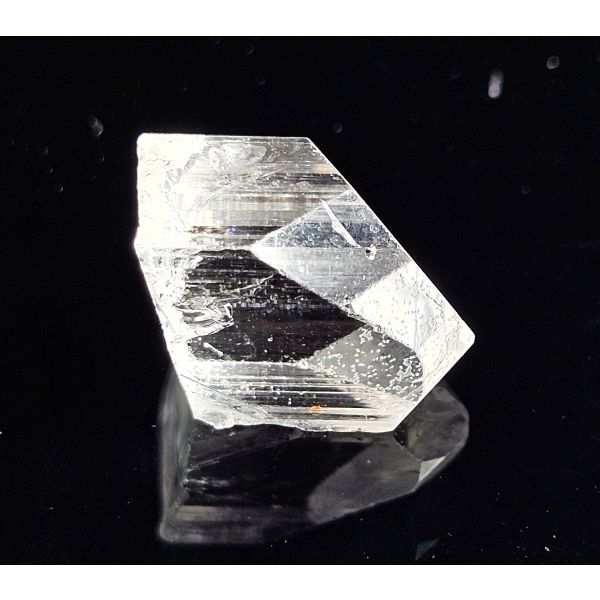 7.96 Carats Natural White Danburite 11.23x9.25x6.83 mm