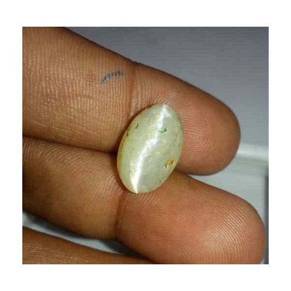 7.73 Carat Creamish White Kanak Khet Chrysoberyl Cat's Eye 15.78 x 10.03 x 8.56 mm