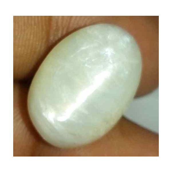 15.35 Carat Creamish White Kanak Khet Chrysoberyl Cat's Eye 17.81 x 12.60 x 7.61 mm