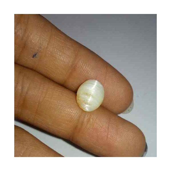 1.68 Carat Creamish White Kanak Khet Chrysoberyl Cat's Eye 10.21 x 8.29 x 3.82 mm