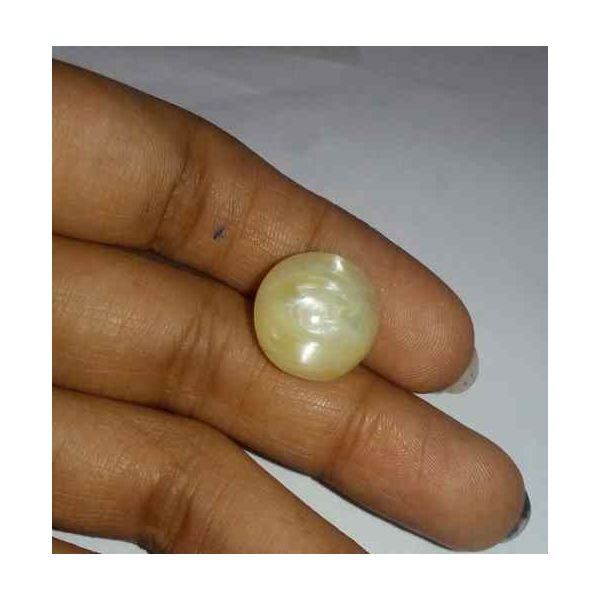 11.49 Carat Creamish White Kanak Khet Chrysoberyl Cat's Eye 14.09 x 14.08 x 8.96 mm