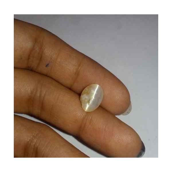 2.26 Carat Creamish White Kanak Khet Chrysoberyl Cat's Eye 10.42 x 7.80 x 5.50 mm