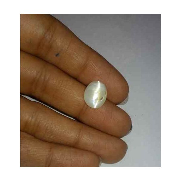 1.7 Carat Creamish White Kanak Khet Chrysoberyl Cat's Eye 11.30 x 9.34 x 2.80 mm