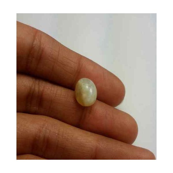 4 Carat Creamish White Kanak Khet Chrysoberyl Cat's Eye 11.19 x 8.82 x 7.24 mm