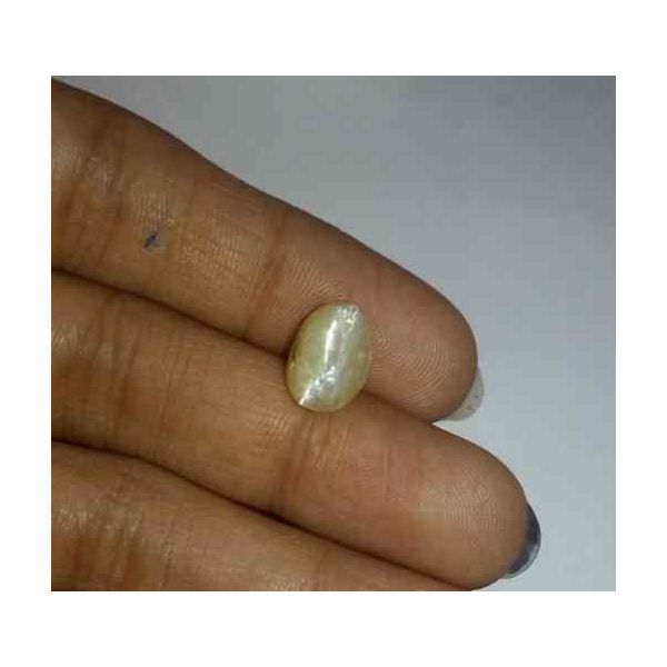 2.8 Carat Creamish White Kanak Khet Chrysoberyl Cat's Eye 10.55 x 6.89 x 6.38 mm