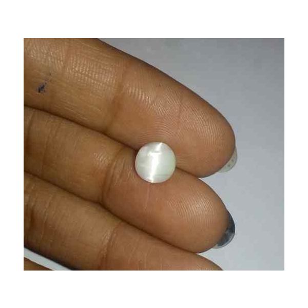 0.93 Carat Creamish White Kanak Khet Chrysoberyl Cat's Eye 6.96 x 6.08 x 3.10 mm