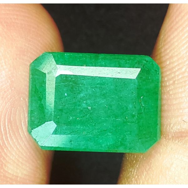 13.99 Carats Natural  Green Emerald 16.64 x 13.71 x 7.42 mm