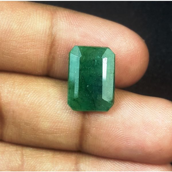 7.71 Carats Natural Green Emerald 13.74 x 10.88 x 5.99 mm