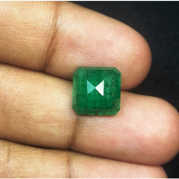 4.49 Carats Natural Green Emerald 10.32 x 10.00 x 5.34 mm