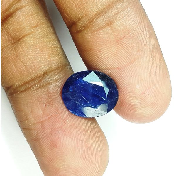 3.95 Carats Natural Blue Sapphire 11.65 x 9.70 x 3.80 mm