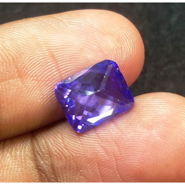 4.92 Carats Natural Violet Blue Cubic Zircon 9.85 x 7.95 x 4.65 mm