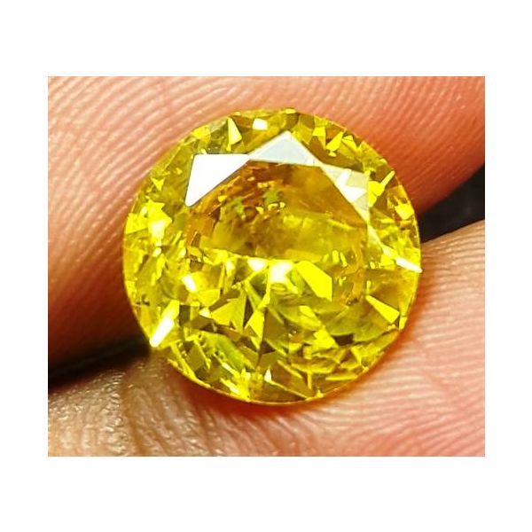 6.53 Carats Natural  Yellow Cubic Zircon 9.90 x 9.94 x 5.80 mm