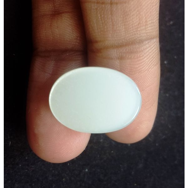 16.95 Carats Natural White Moonstone 18.99 x 13.72 x 8.70 mm