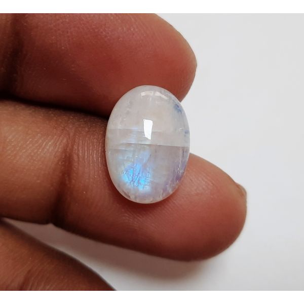 7.66 Carats Natural White Moonstone 14.22 x 10.77 x 6.53 mm