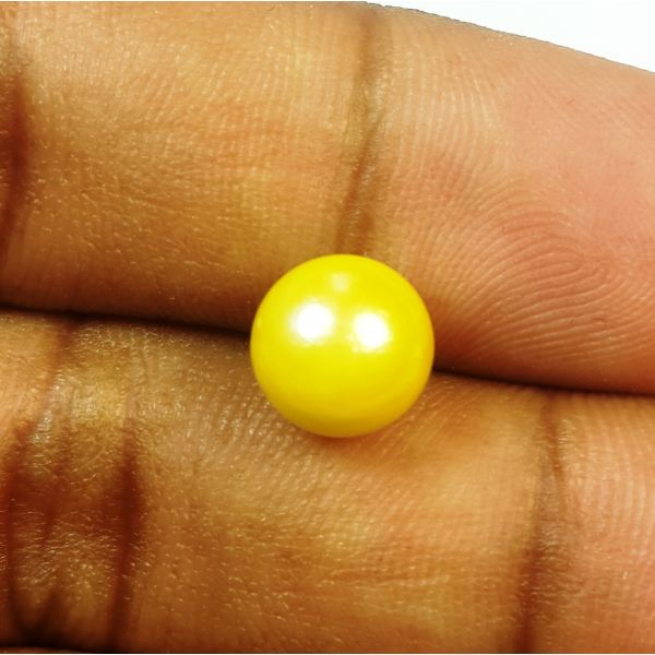 2.31 Carats Natural Golden Pearl 6.83 x 6.84 x 6.86 mm