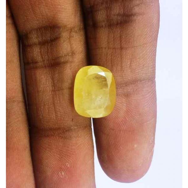 5.82 Carats Ceylon Yellow Sapphire 12.32 x 10.09 x 4.96 mm