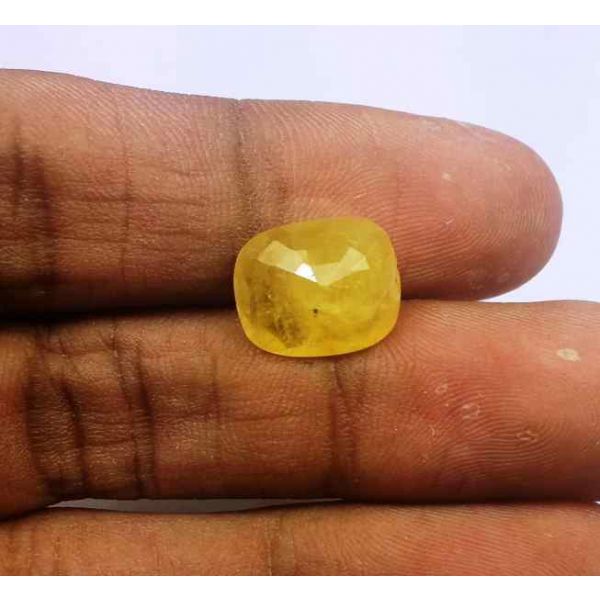 5.82 Carats Ceylon Yellow Sapphire 12.32 x 10.09 x 4.96 mm