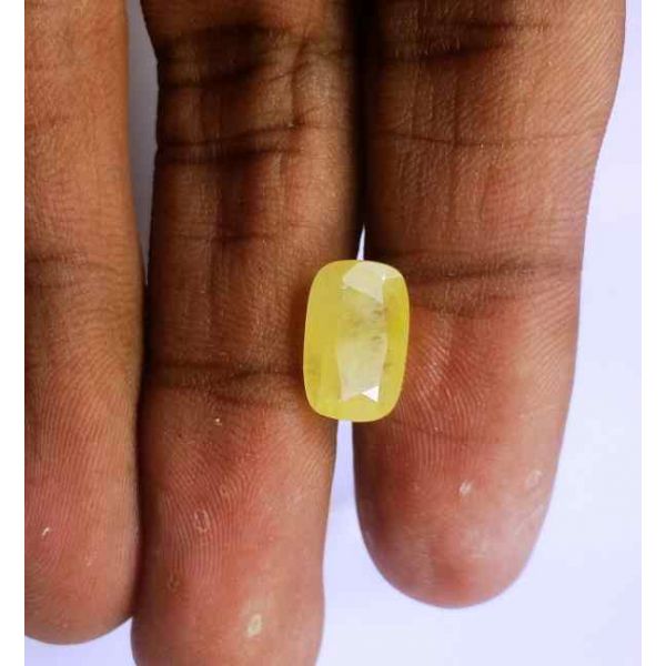 4.45 Carats Ceylon Yellow Sapphire 11.21 x 7.41 x 5.38 mm