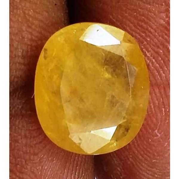 3.84 Carats Yellow Sapphire Ceylon 10.76 x 9.61 x 8.72 mm