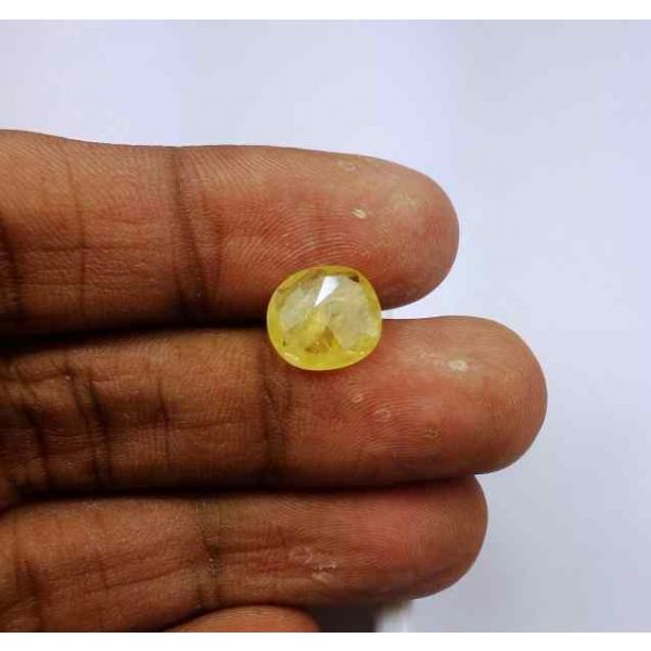 2.91 Carats Yellow Sapphire Ceylon 10.02 x 9.35 x 2.85 mm