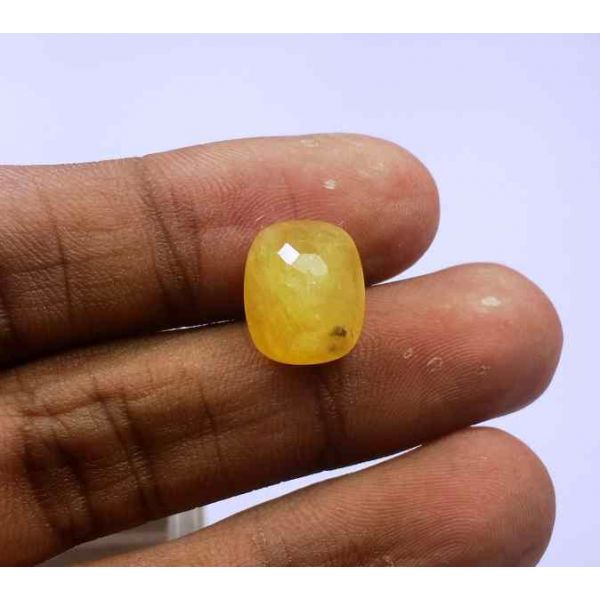 8.26 Carats Ceylon Yellow Sapphire 12.54 x 10.40 x 6.52 mm