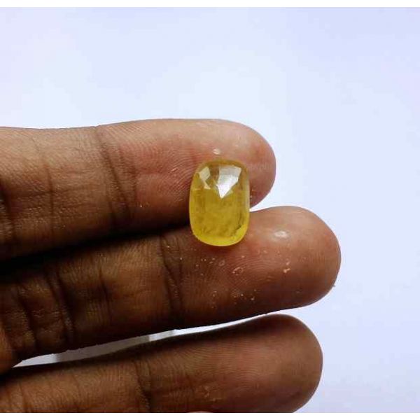 4.95 Carats Ceylon Yellow Sapphire 12.37 x 8.51 x 4.65 mm