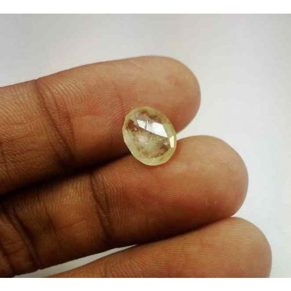 2.96 Carats Ceylon Yellow Sapphire 9.99 x 7.96 x 3.93 mm