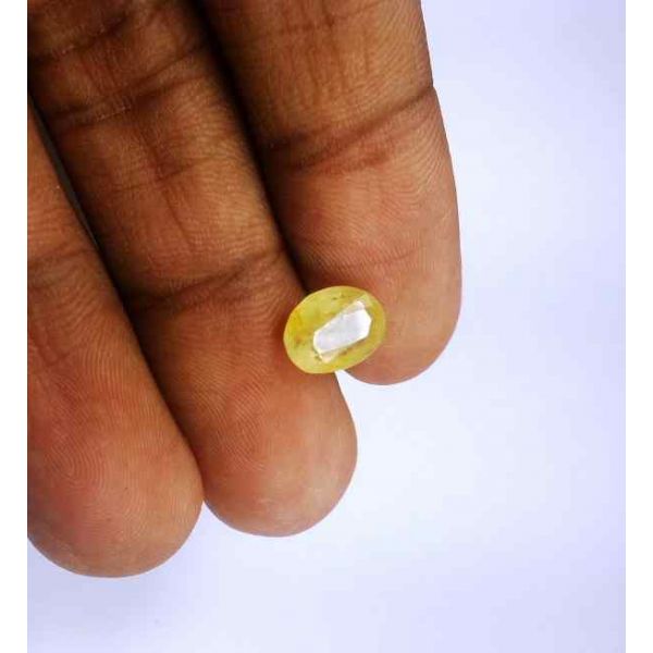 2.73 Carats Ceylon Yellow Sapphire 9.03 x 6.98 x 4.33 mm