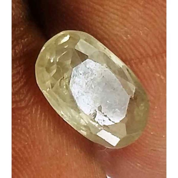 2.74 Carats Ceylon Yellow Sapphire 10.29 x 6.32 x 3.94 mm