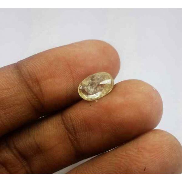 2.28 Carats Ceylon Yellow Sapphire 9.58 x 6.51 x 4.15 mm