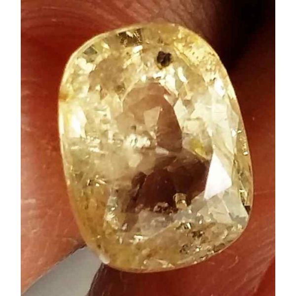 2.8 Carats Ceylon Yellow Sapphire 8.91 x 6.65 x 4.58 mm