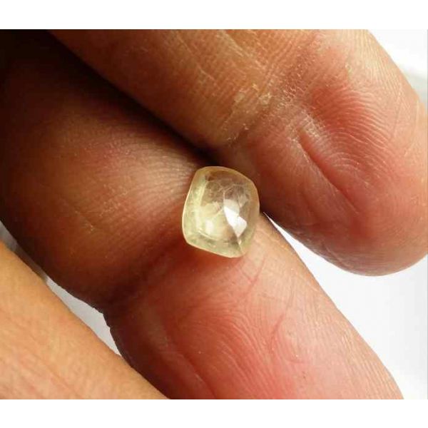 1.32 Carats Ceylon Yellow Sapphire 7.49 x 6.02 x 3.00 mm