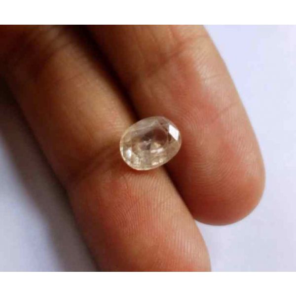 2.32 Carats Yellow Sapphire 8.21 x 6.56 x 3.60 mm