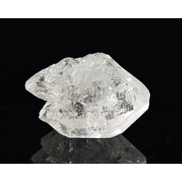 20.42  carats  Natural Danburite  21.6x9.91x15.62 mm 