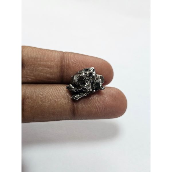 17.78  carats Natural  Meteorite  0.40x0.69x0.65 mm